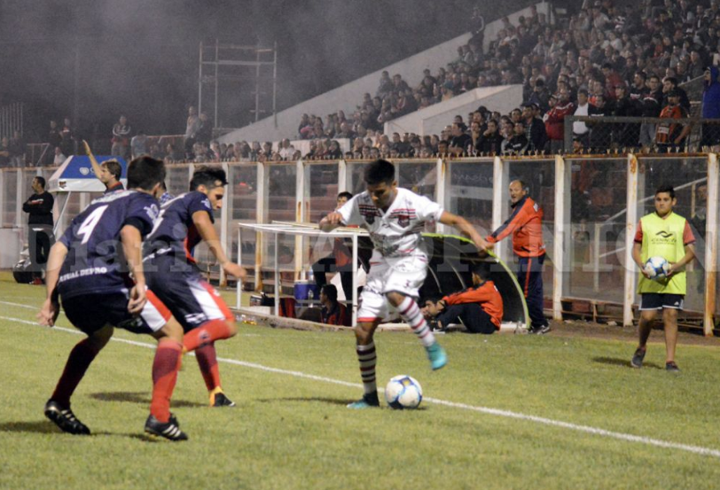 Douglas volvió a perder puntos en Pergamino