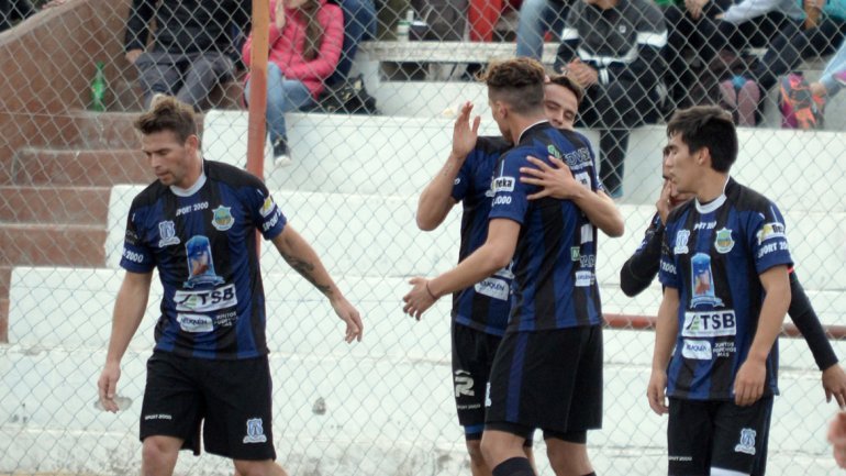 Deportivo Rincón empató 2 a 2 y pasó a la semifinal