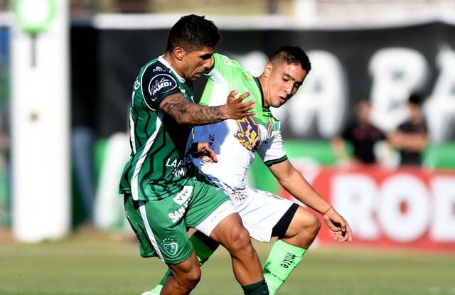 Gran victoria de Sarmiento en Mataderos