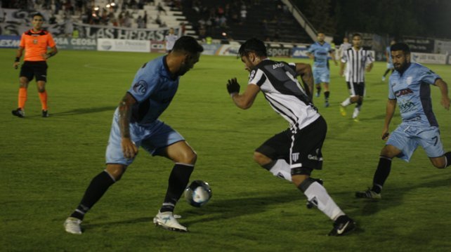 Gimnasia empató con Gutierrez y se despidió de su gente invicto
