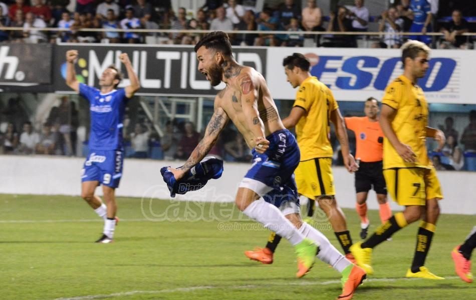 Atlético goleó a Flandria y cerró el año en la cima de las ubicaciones