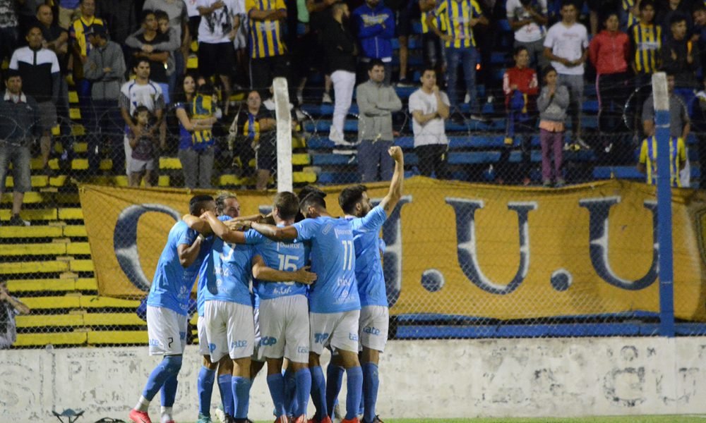 Estudiantes ganó por la mínima ante Juventud y logró la clasificación