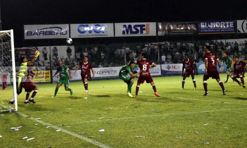 La Verde empató y clasificó