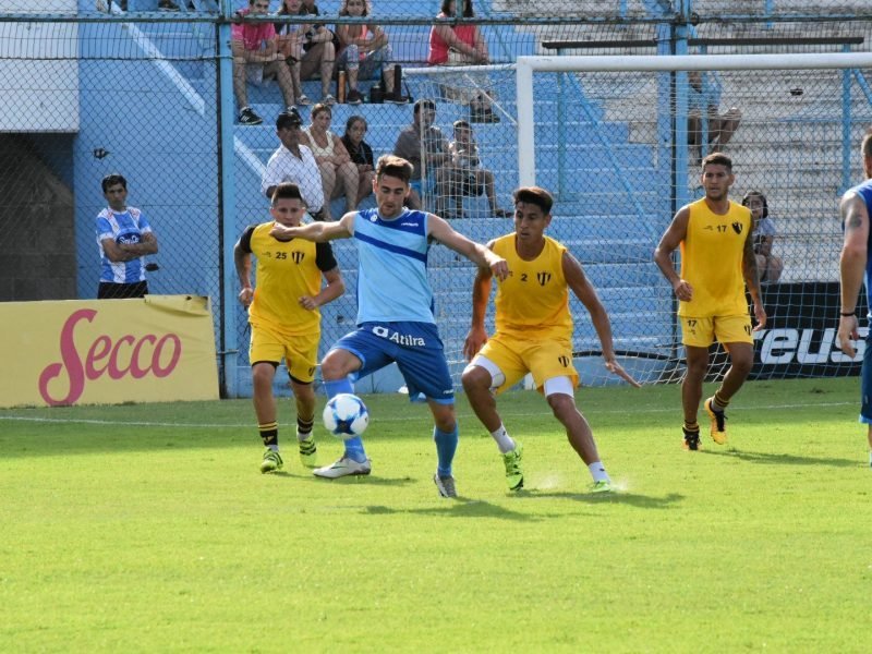 Libertad volvió a sumar fútbol frente a la Crema