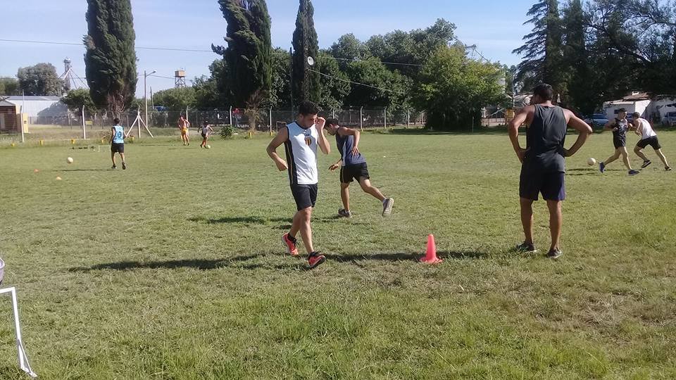 Racing de Colon encara el Federal C