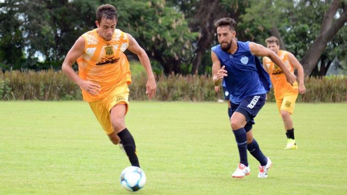 Mitre y Gimnasia y Tiro igualaron sin goles en Perico