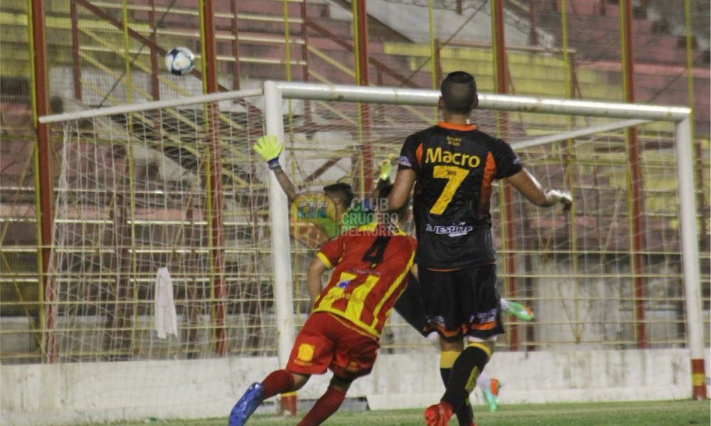 Sarmiento venció a Crucero y avanzó en la Copa