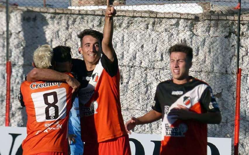 Agost no es más jugador de Maipú