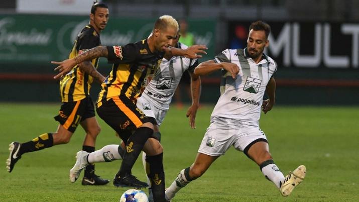 Mitre se metió en la Copa Argentina