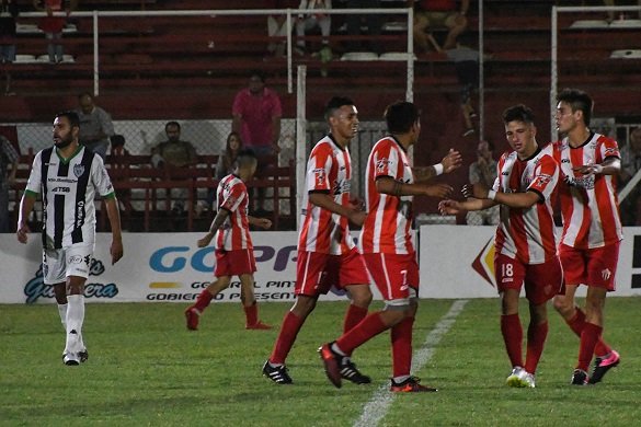 Rivadavia consiguió el empate sobre el final