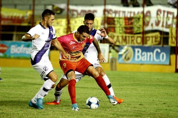 Boca Unidos consiguió un valioso triunfo en la lucha por no descender