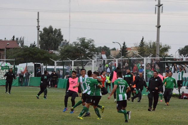 Estudiantes ganó un partido complicado y sueña con la salvación