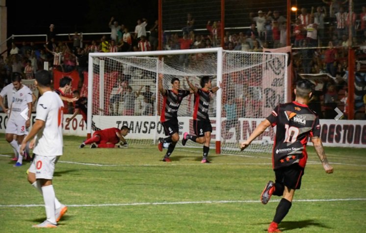 Felices los cuatro