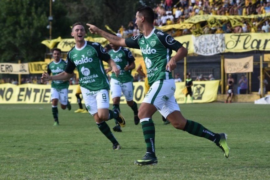 Lluvia de goles en la victoria de Sarmiento sobre Flandria