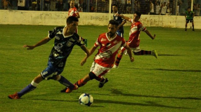 Unión y Deportivo Maipú empataron sin goles en San Juan