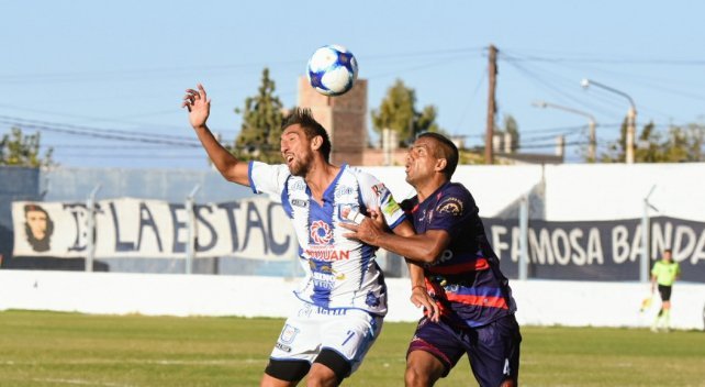 Unión ganó un partido clave ante San Lorenzo y sigue con vida en el Federal A