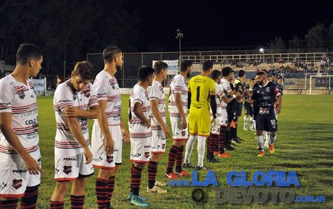 Empate sin goles entre Gimnasia y Douglas