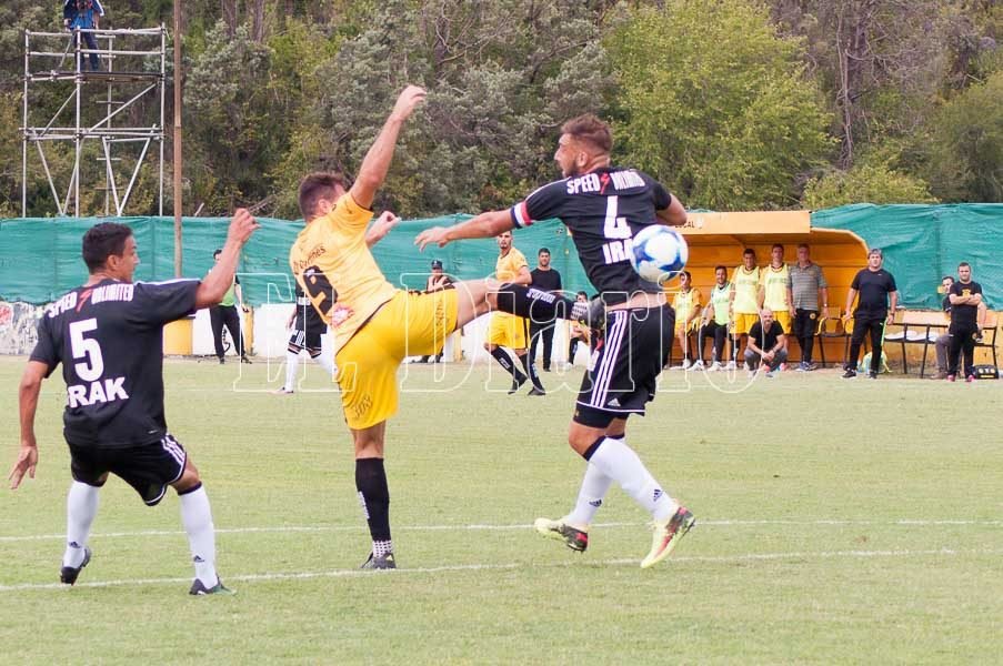 Flandria empató y se quedó sin margen de error