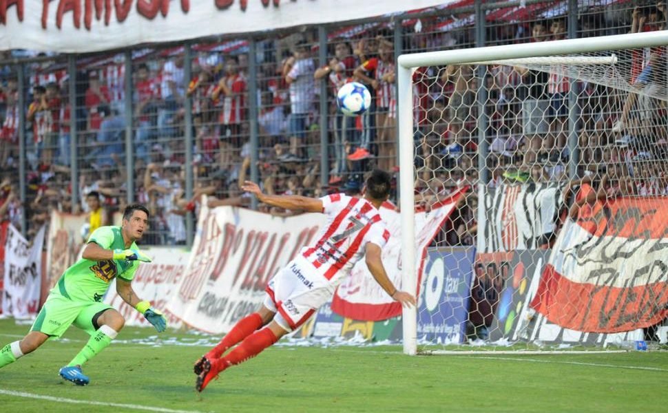 San Martín hizo lo que debía: ganarle a Nueva Chicago