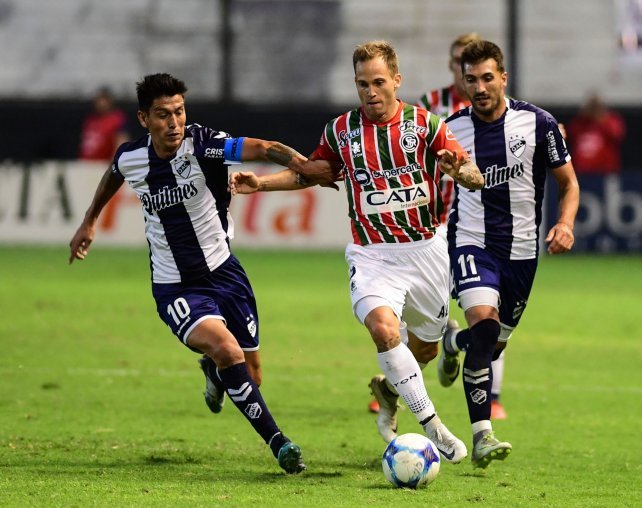 Técnico que debuta, gana. Gran triunfo de la Lepra en Quilmes