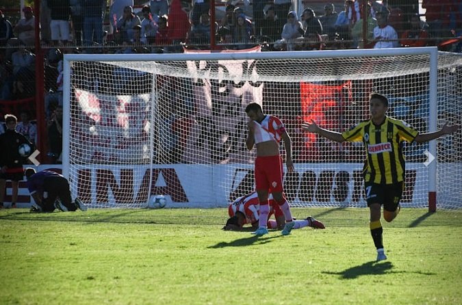 Mandiyú, Rivadavia, Unión (VK) y Sp. Patria descendieron al Torneo Regional