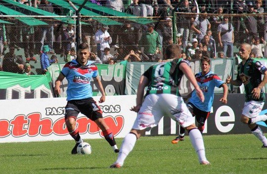 El Tricolor ganó y se afianzó en el Reducido
