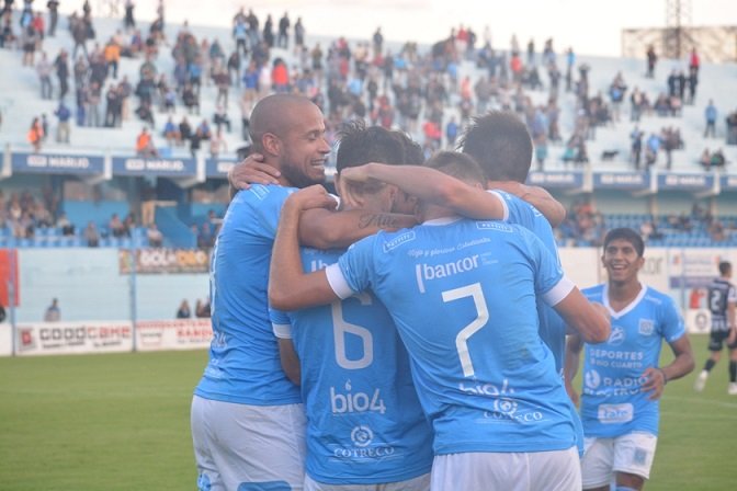 Triunfo Celeste para tomar envión rumbo a la reválida