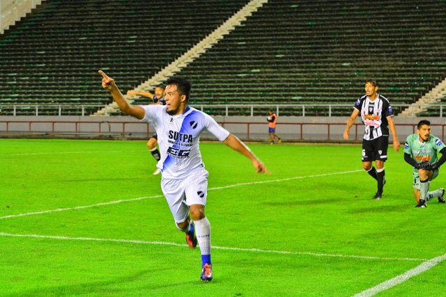 Alvarado pasó con el tiro del final