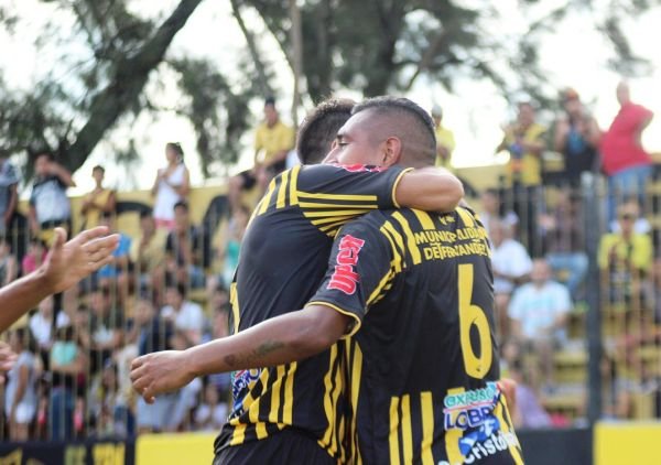 Enorme campeón
