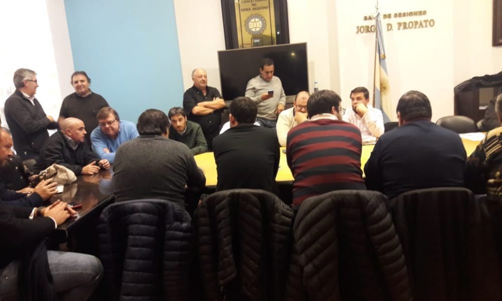 Los delegados manifestaron su apoyo a la gestión de Tapia y Toviggino