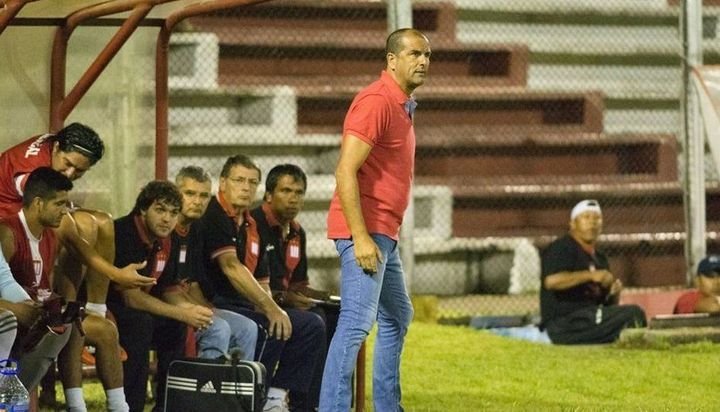 Cristian Corrales es el nuevo DT de Zapla