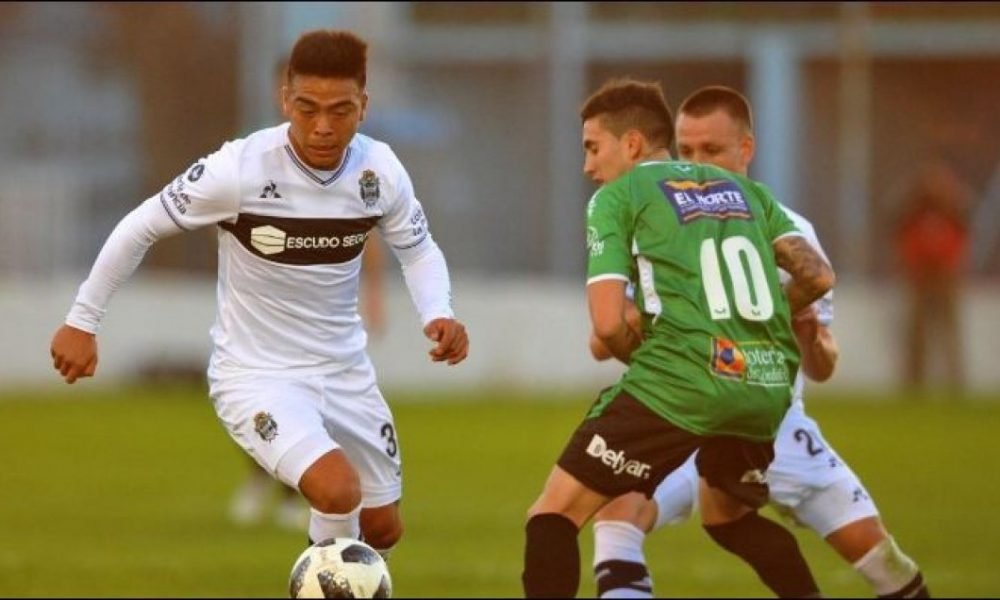 Con un bombazo de Licht, Gimnasia eliminó a Sportivo Belgrano