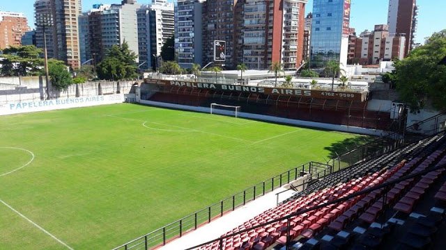 De local, Defensores de Belgrano fue goleado