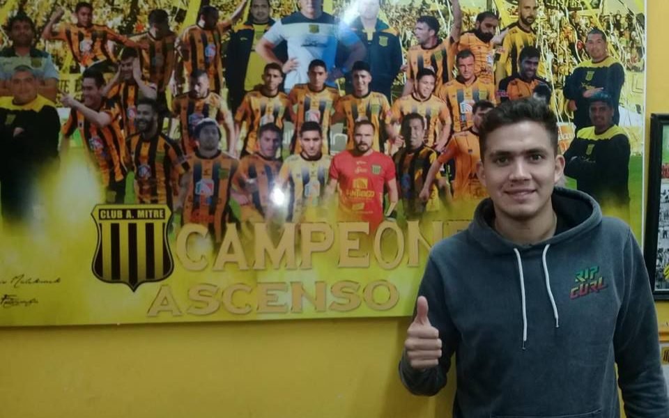 Pérez Godoy refuerza el mediocampo de Mitre