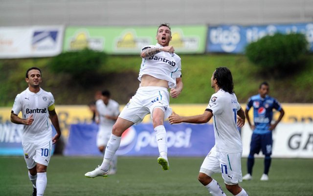 Llegan a Alvarado los goles desde Guatemala