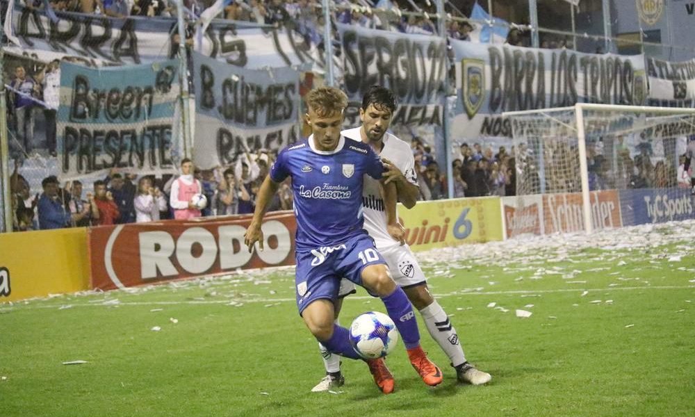 La Crema revirtió un partido adverso y se quedó con los tres puntos