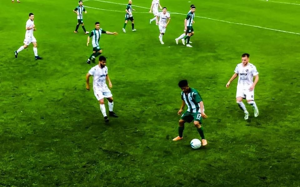 Camioneros empató sin goles ante Las Parejas y sigue sin ganar en el torneo