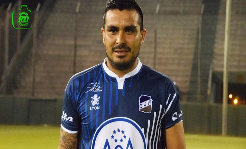 Claudio Acosta: «Para nosotros es positivo revertir un resultado»