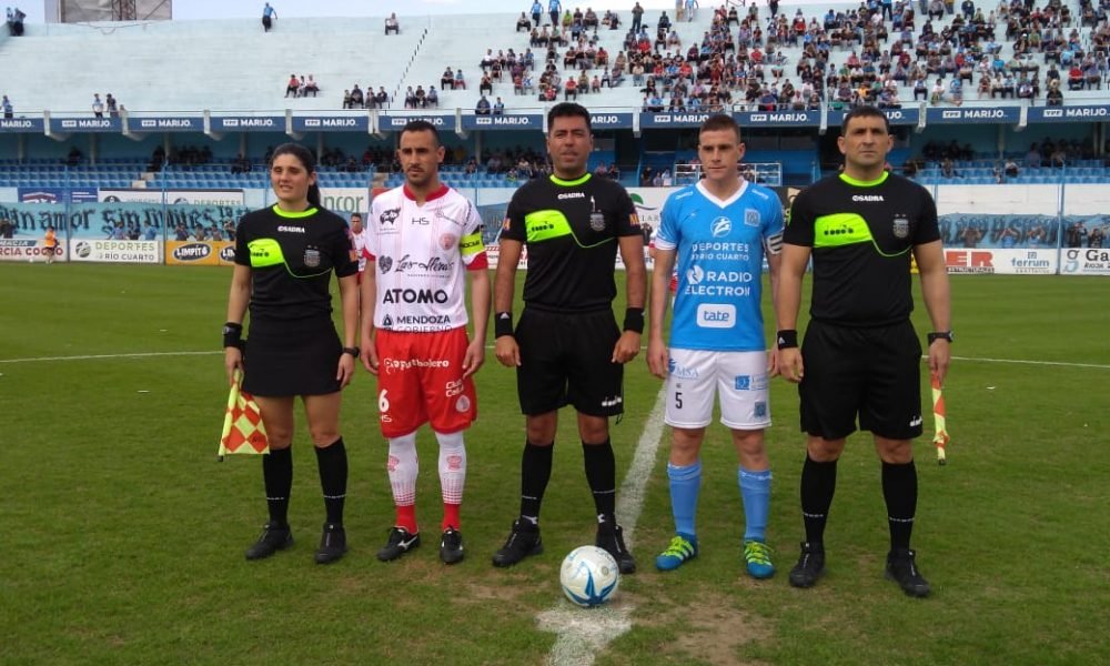 Estudiantes lo gano sobre el final ante Huracán Las Heras