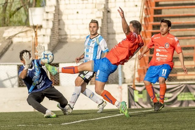 El Depo salvó un punto en el debut