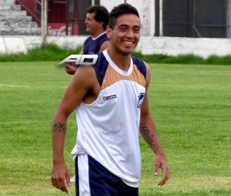 Acosta: «Tenemos que estar concentrados ante Gimnasia»