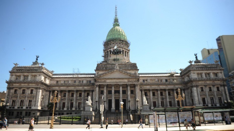 El fútbol se llevó el compromiso del Congreso de cambiar la ley de derechos formativos