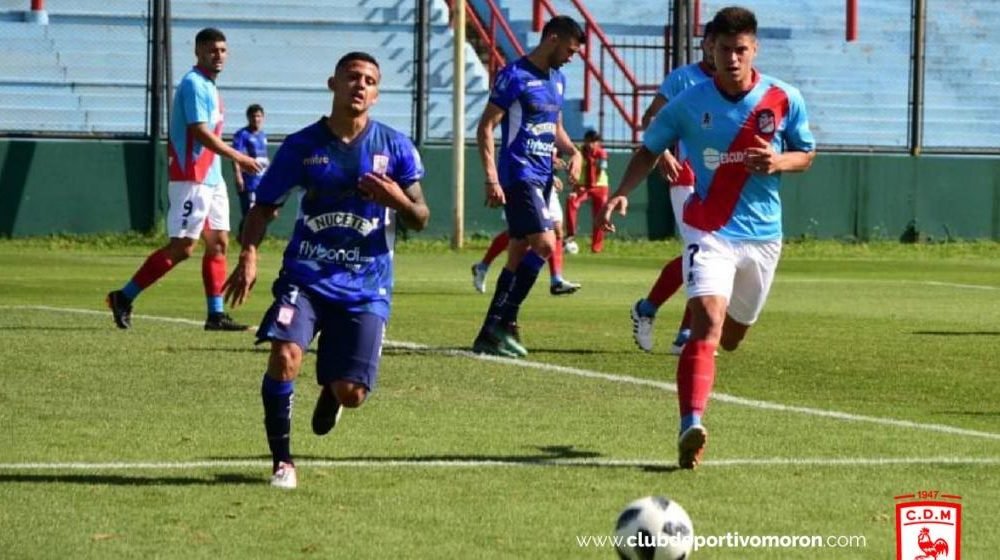 Arsenal venció a Morón y no para de trepar en la tabla