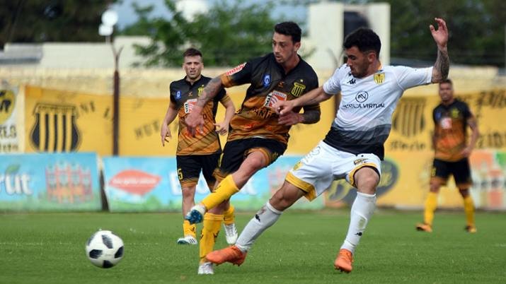Emotivo empate entre Mitre y Santamarina