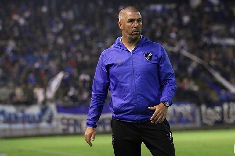 Mauricio Giganti asumió en Estudiantes de Buenos Aires