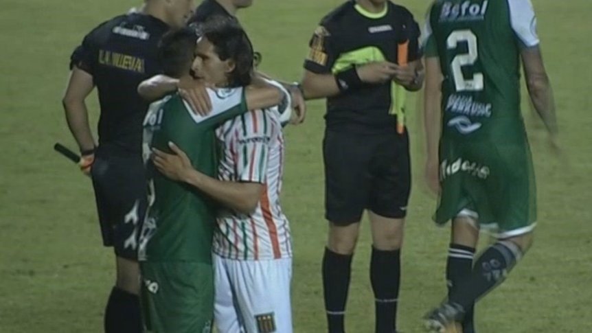A Sarmiento le alcanzó con el empate para continuar como líder