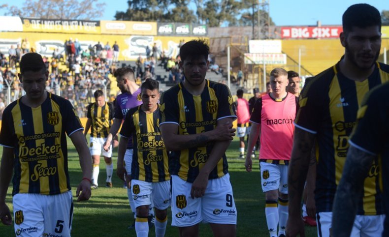 Olimpo, en riesgo de perder puntos y hasta de ser desafiliado