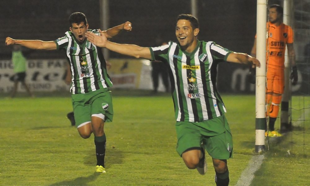 Villa Mitre, por el pase a octavos de la Copa Argentina