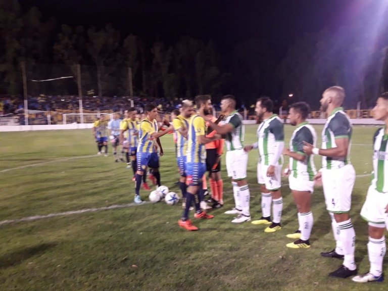 Estudiantes se quedó con el primer clásico puntano
