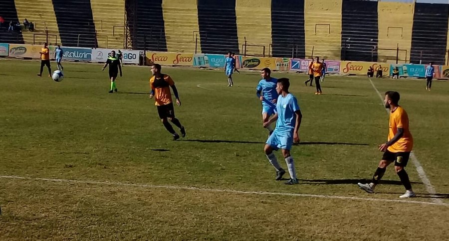 Mitre arrancó la semana con un amistoso